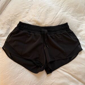 Lululemon Hotty Hot Short 2.5”